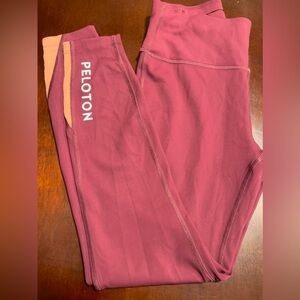 Peloton Women's FA121 Move seamed High Rise 7/8 athletic size small